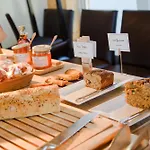 Ibis Ferrand A71 A75 La Méridienne Hotel 3*