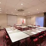Hotel Ibis Ferrand A71 A75 La Méridienne 3*
