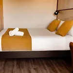 Hotel Ibis Ferrand A71 A75 La Méridienne 3*