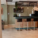 Hotel Ibis Ferrand A71 A75 La Meridienne 3*