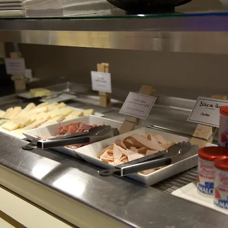 イビス クレルモン フェラン シュッド エルベ