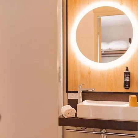 Hotel Ibis Ferrand A71 A75 La Méridienne