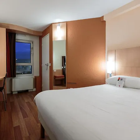 イビス クレルモン フェラン シュッド エルベ ホテル クレルモン・フェラン