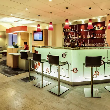 Ibis Ferrand A71 A75 La Méridienne 3*