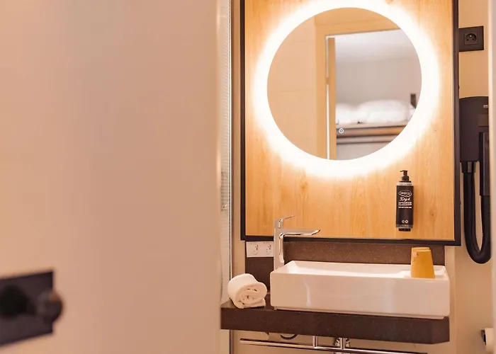 Hotel Ibis Ferrand A71 A75 La Méridienne