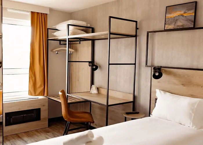 Hotel Ibis Ferrand A71 A75 La Méridienne