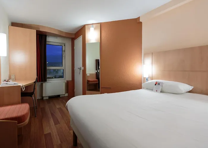 Ibis Ferrand A71 A75 La Méridienne Hotel Clermont-Ferrand